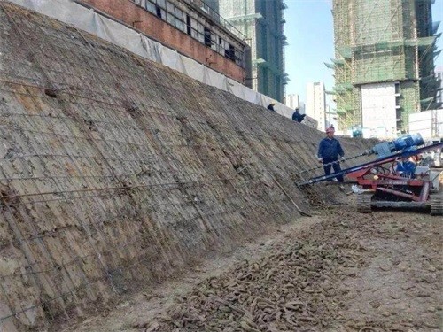 峨山建筑边坡支护